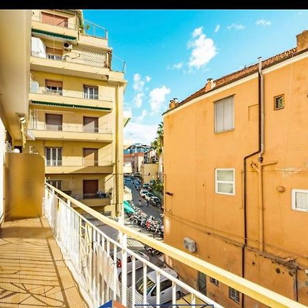 Ferienwohnung Casa Girasole Sanremo Centro Exterior foto