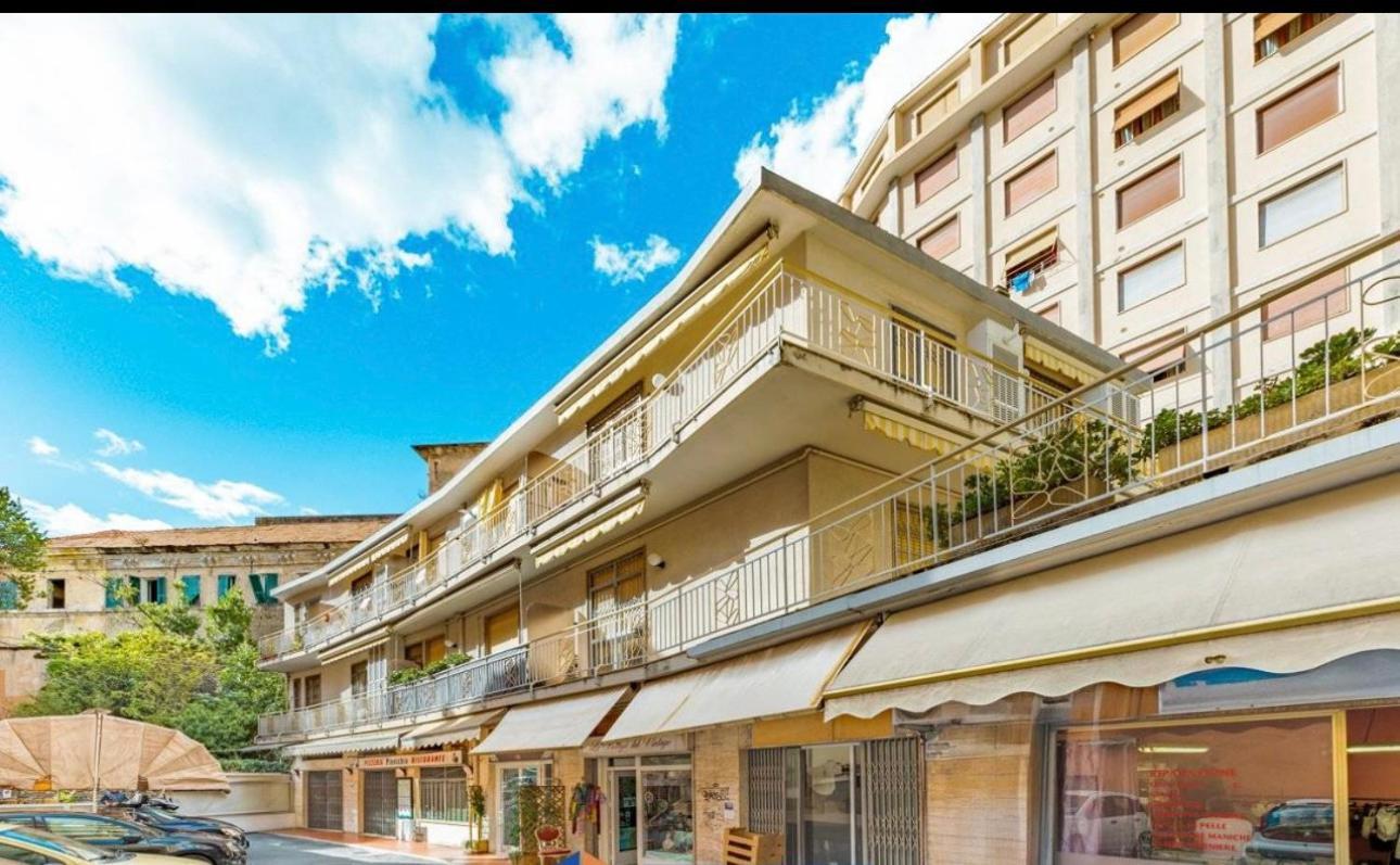 Ferienwohnung Casa Girasole Sanremo Centro Exterior foto